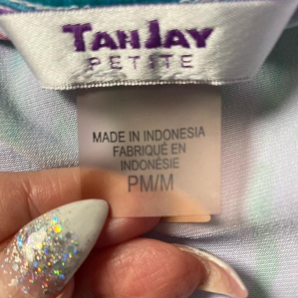 🛑 4/$25 TanJay Multi-Color Abstract Print Top - Picture 6 of 9